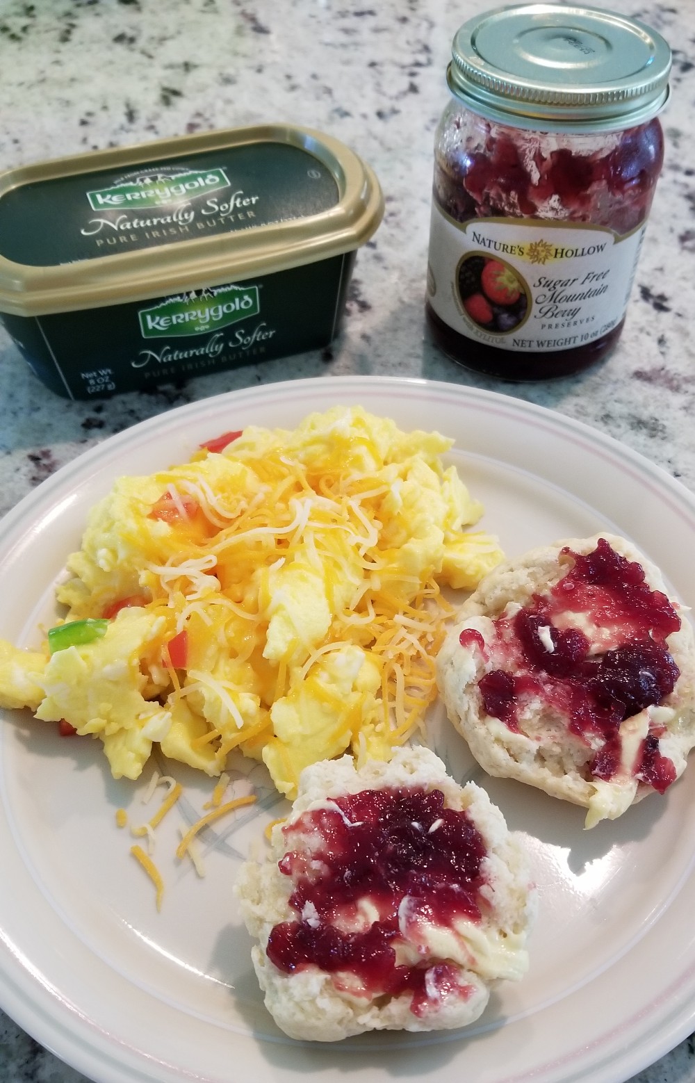 Scrambled Eggs with Carbquick Biscuits